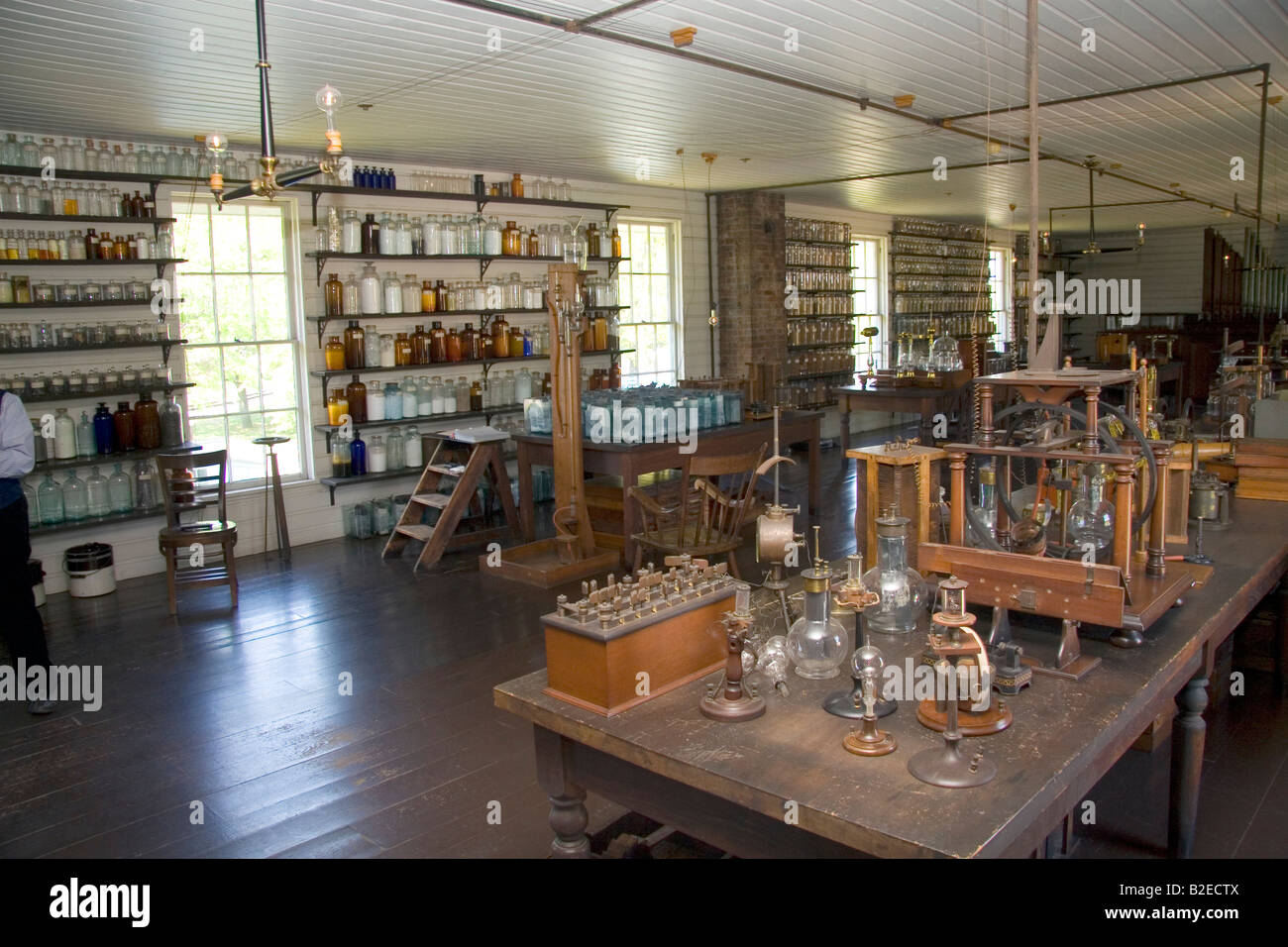 Interior de Thomas Edison s Menlo Park laboratorio en Greenfield Village en el Henry Ford en Dearborn, Michigan Foto de stock