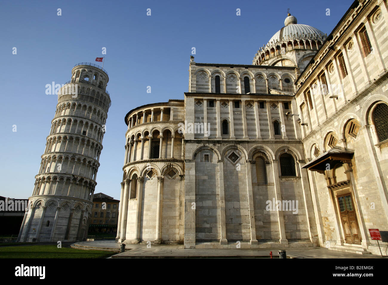 La Torre Inclinada y la catedral Duomo, Pisa, Toscana, Italia Foto de stock