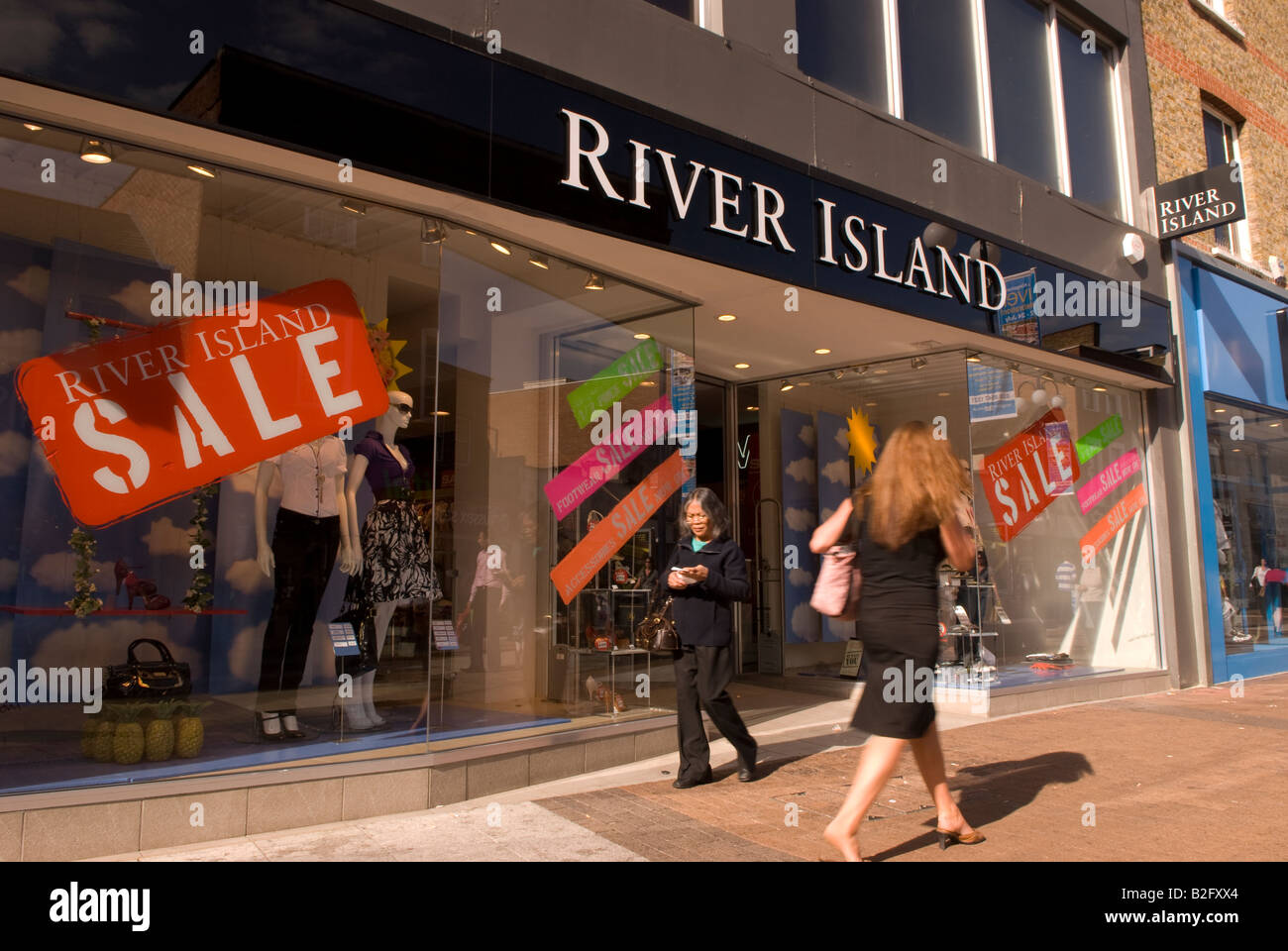 Tienda de ropa River Island, Kingston, Surrey, Reino Unido. Foto de stock