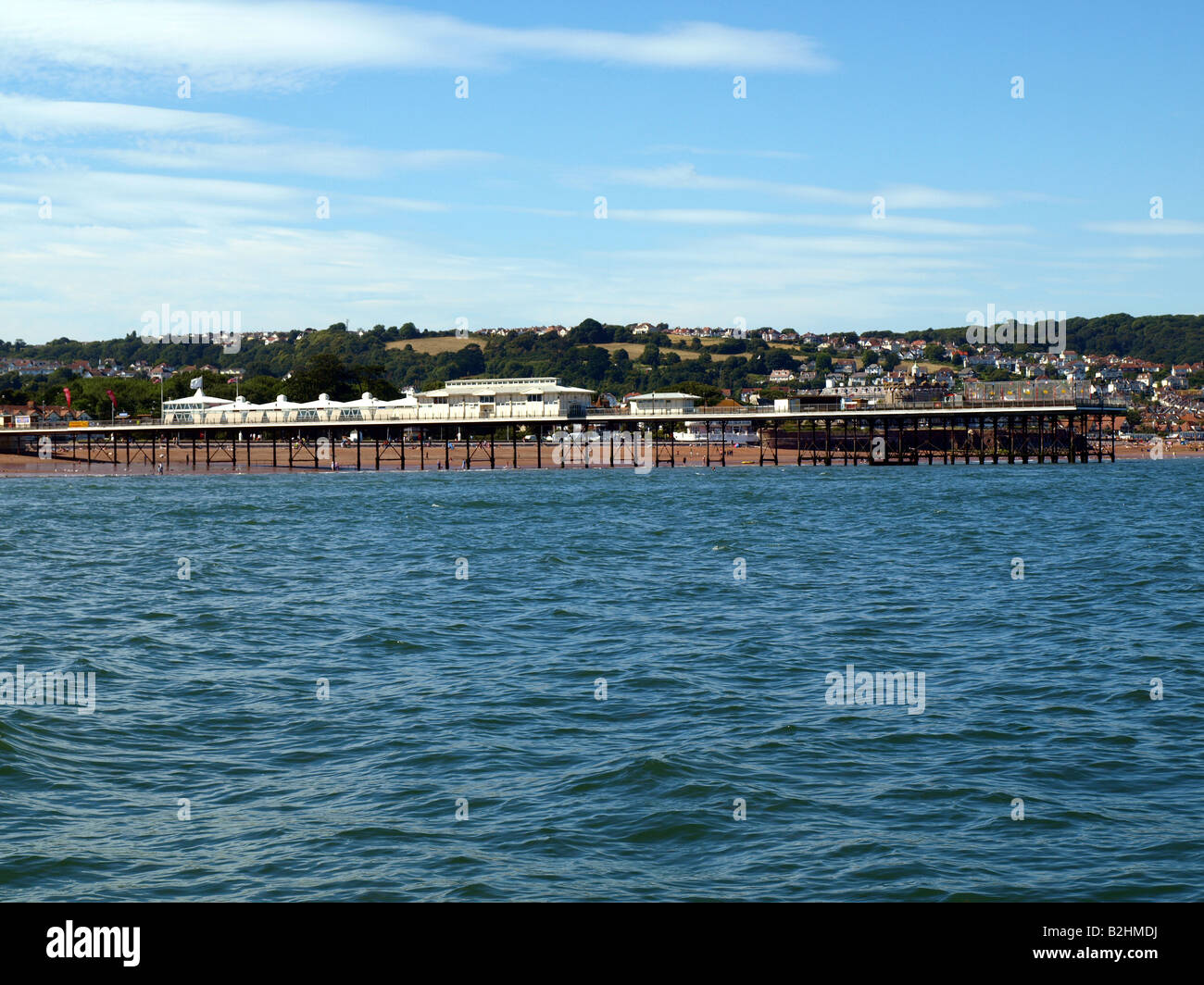 Una vista desde el ferry del embarcadero y arenas en  Paignton,Inglés,Reviera Devon, Reino Unido Fotografía de stock - Alamy