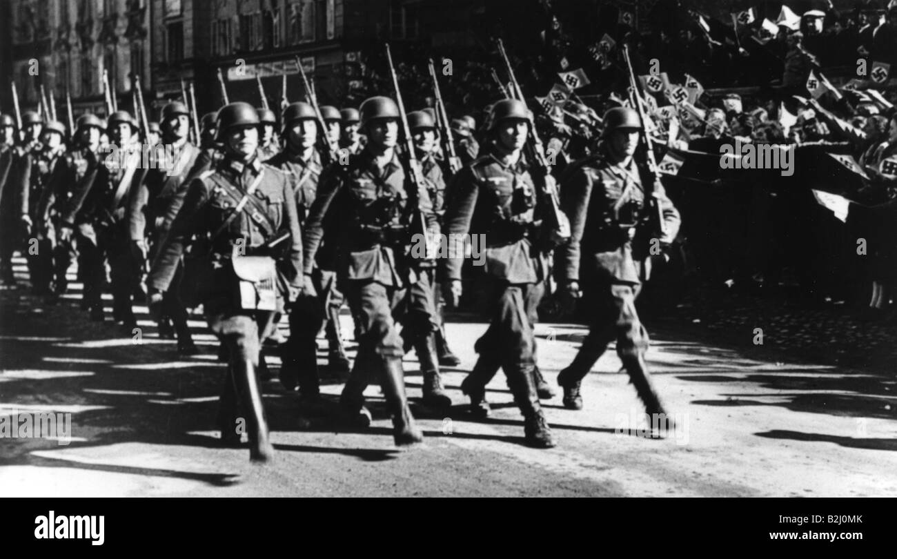 Nazismo / nacionalsocialismo, política, anexión de Austria 1938, el Ejército Alemán marchando en