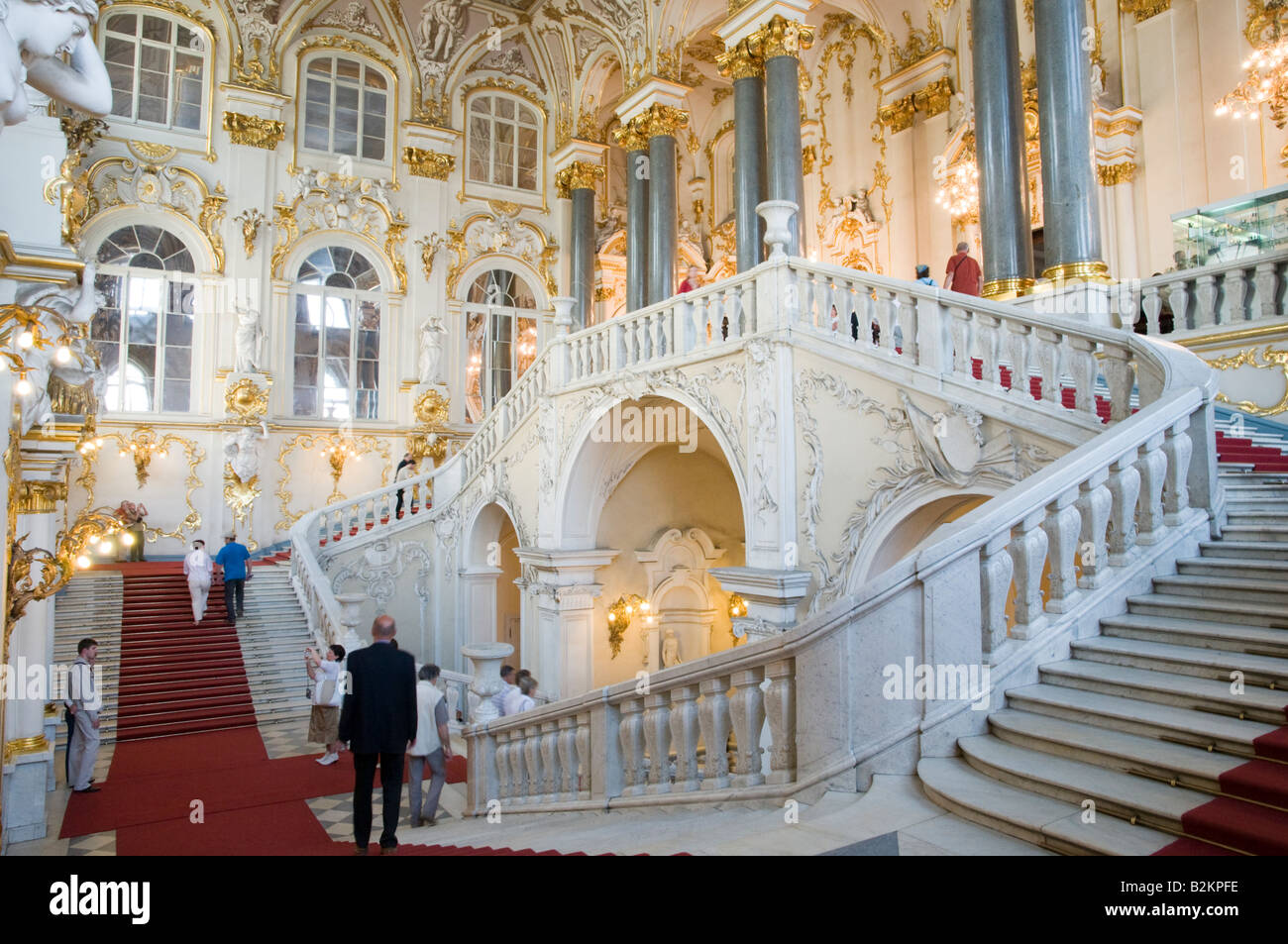 La escalera de Jordania, el Museo Estatal del Hermitage, San Petersburgo, Rusia Foto de stock