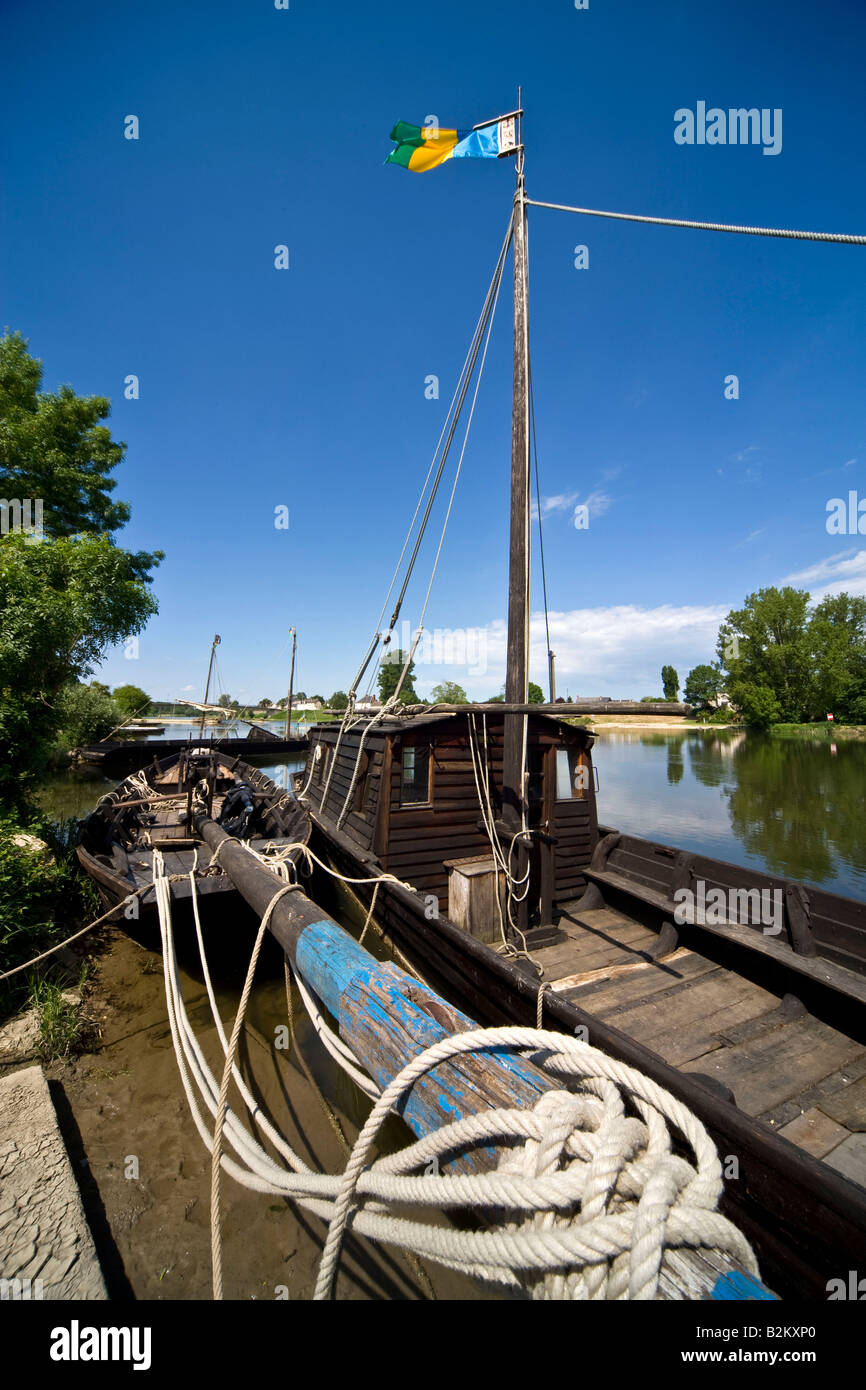 El río Cher en Savonnieres, Indre et Loire, Francia. Esto es en el Valle del Loira, que es un sitio del Patrimonio Mundial de la UNESCO. Foto de stock