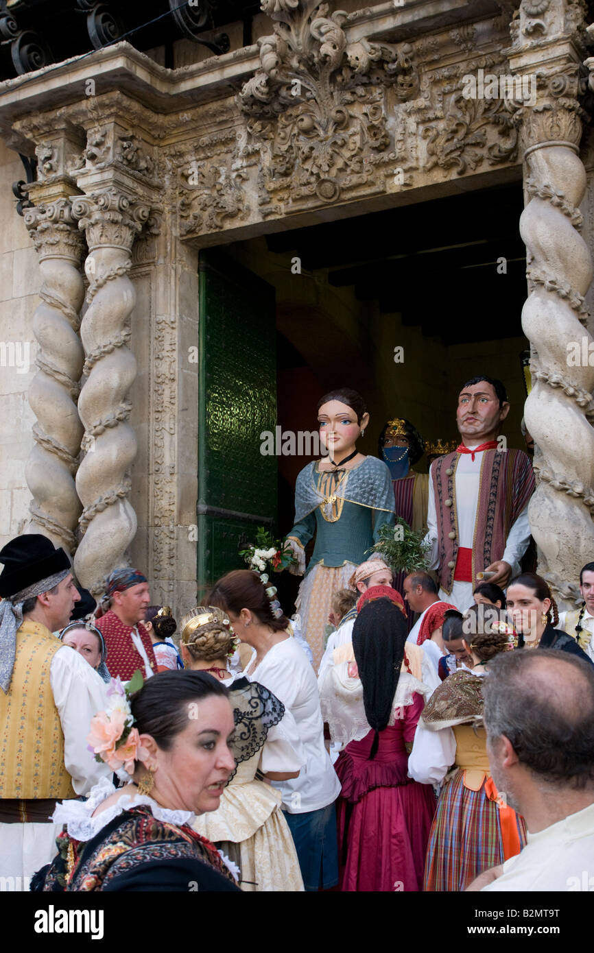 Costa Blanca Espa a Alicante Hogueras de San Juan fiesta de verano
