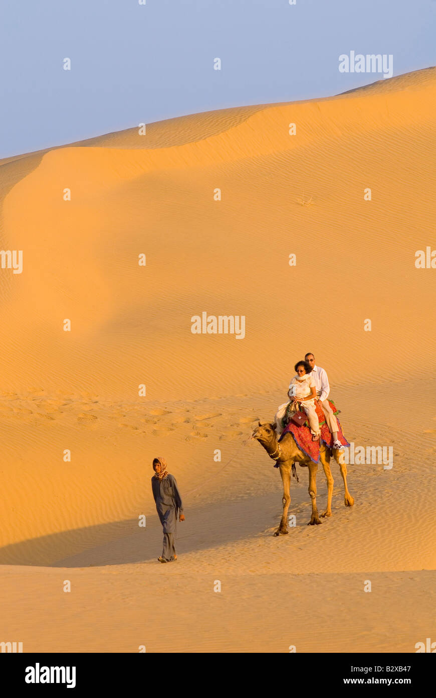 Las dunas de arena de Sam, el Gran Desierto de Thar, Rajastán, India, el subcontinente, Asia Foto de stock