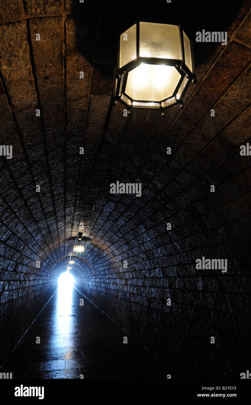 Túnel que conduce a los nazis de Hitler Eagles Nest Baviera túnel der zum Kehlsteinhaus f trh Bayern Foto de stock