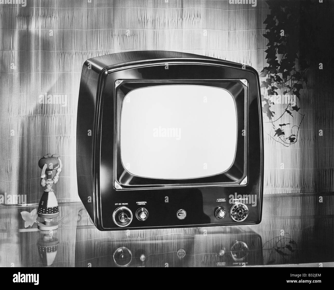 Marca Philco televisión portátil, circa 1952 Fotografía de stock - Alamy