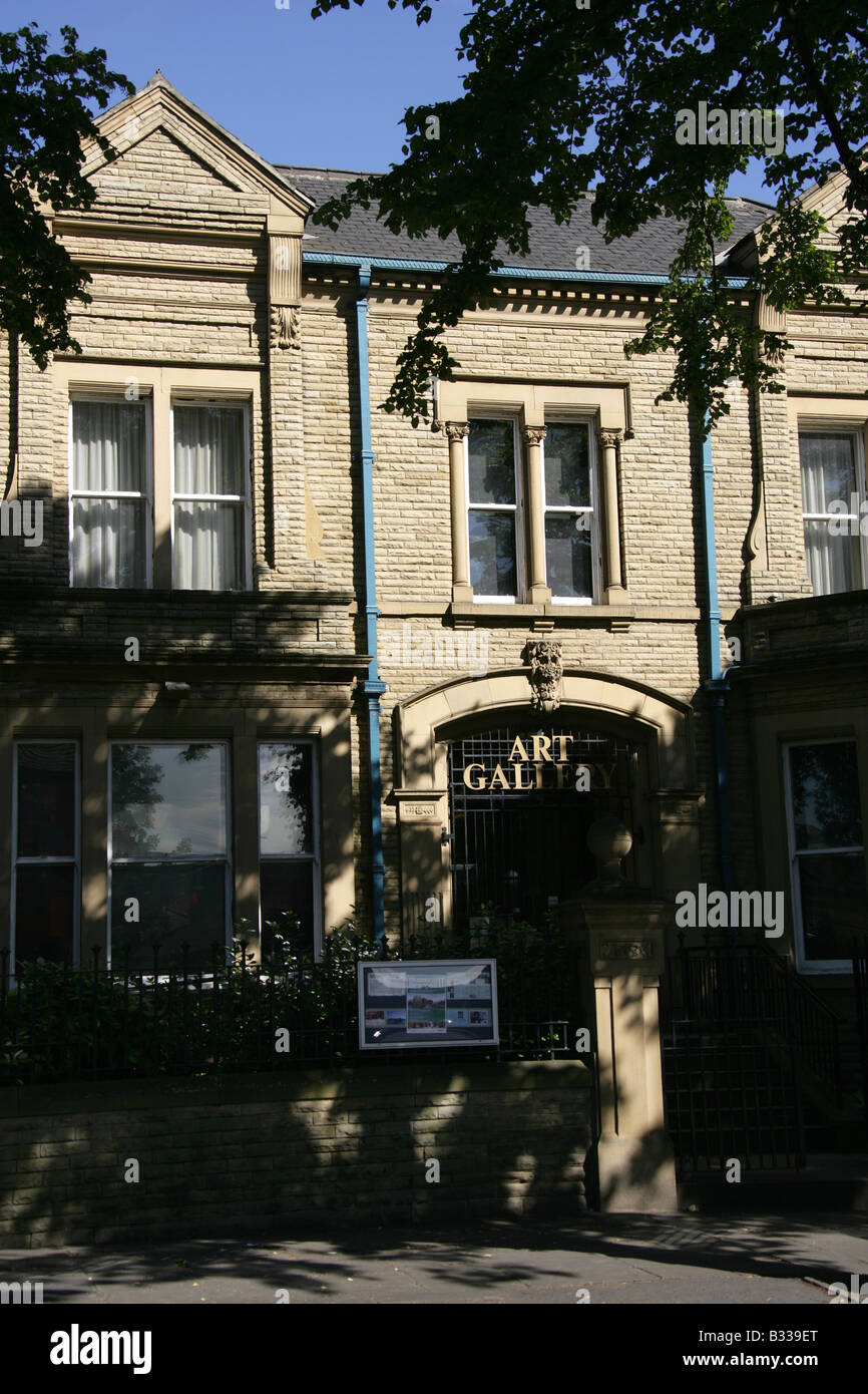 Ciudad de Wakefield, Inglaterra. Entrada principal de Wakefield Galería