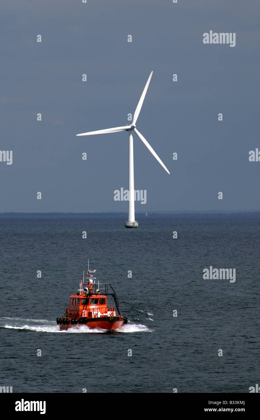 Generador de viento para barco fotografías e imágenes de alta resolución -  Alamy