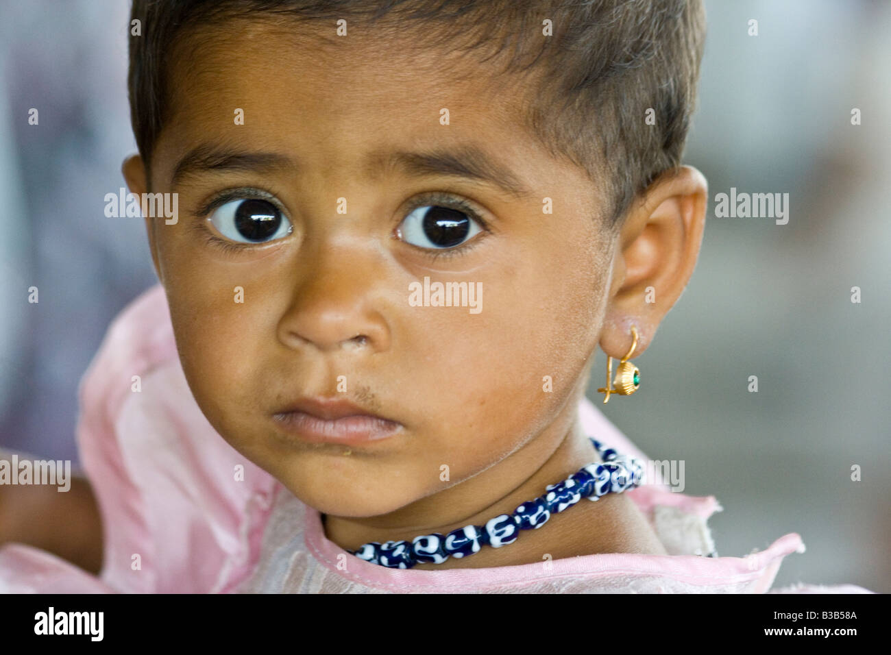 Bebe Gitano Fotos E Imagenes De Stock Alamy
