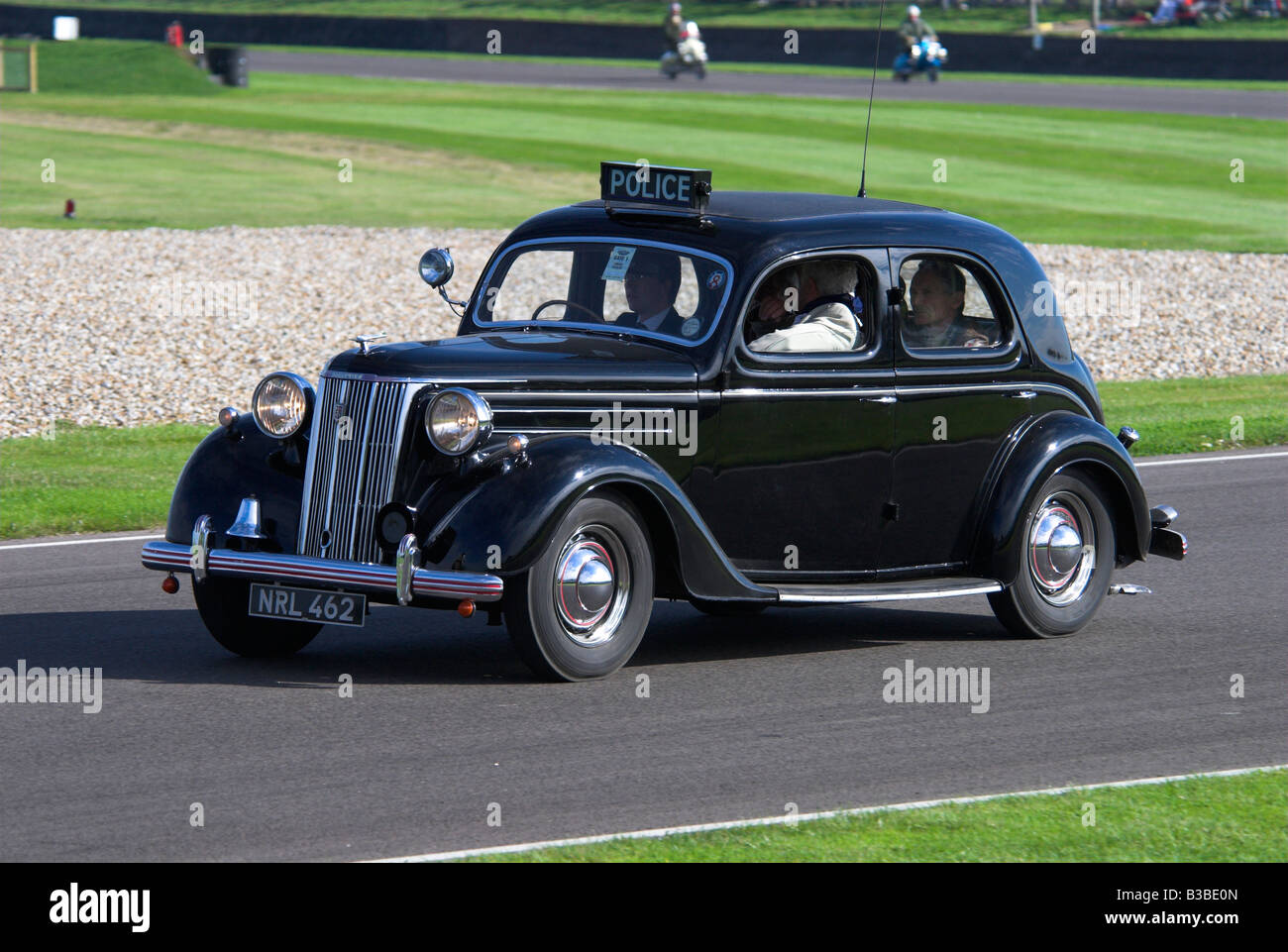 Carro de policia 1940 fotografías e imágenes de alta resolución - Alamy