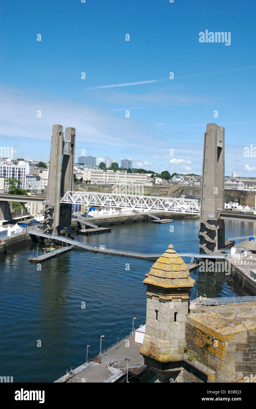 Puente de Recouvrance - el puente levadizo más grande en Europa, Brest, Francia Foto de stock
