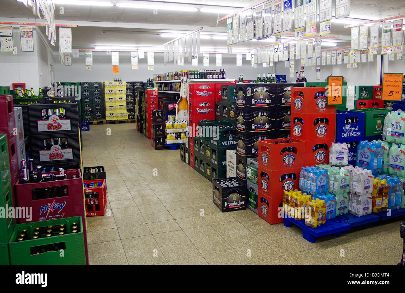 La comida y la bebida, el comercio minorista, bebidas cash & carry