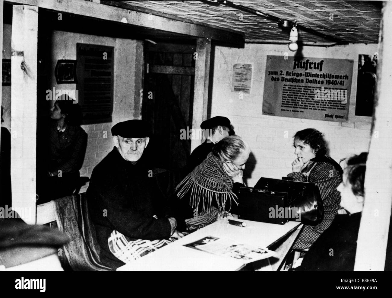 Refugio antiaéreo / Berlín / 1940 Foto de stock