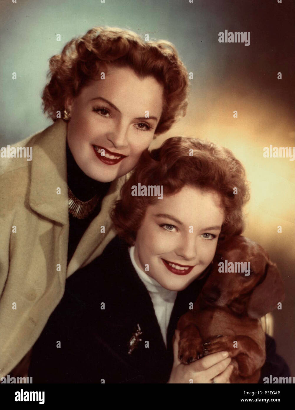Schneider, Romy, 23.9.1938 - 29.5.1982, actriz alemana, media longitud, foto de la banda con la madre Magda Schneider, 1950, Foto de stock