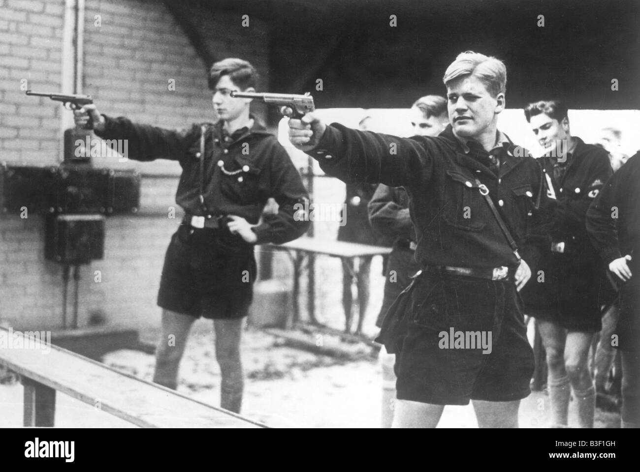 Volkssturm/Hitler Youth/Target capacitación Foto de stock