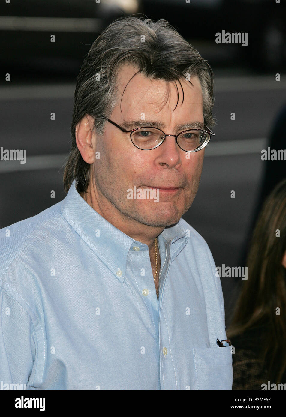 Escritor estadounidense Stephen King, productor de cine y músico, conocido por su trabajo en el género de terror, visto aquí en 2007 Foto de stock