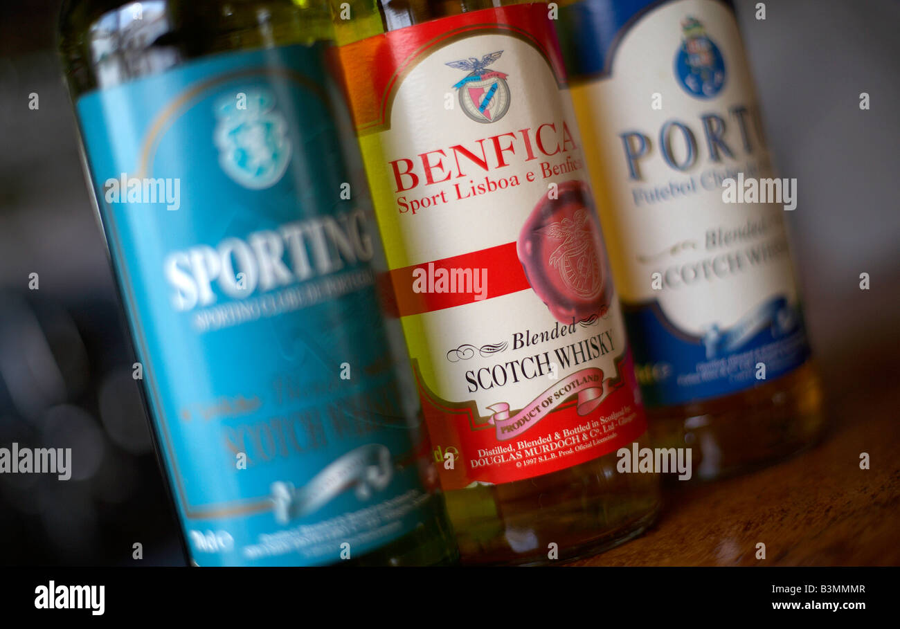 Botellas de whisky que llevan los nombres de los tres grandes equipos