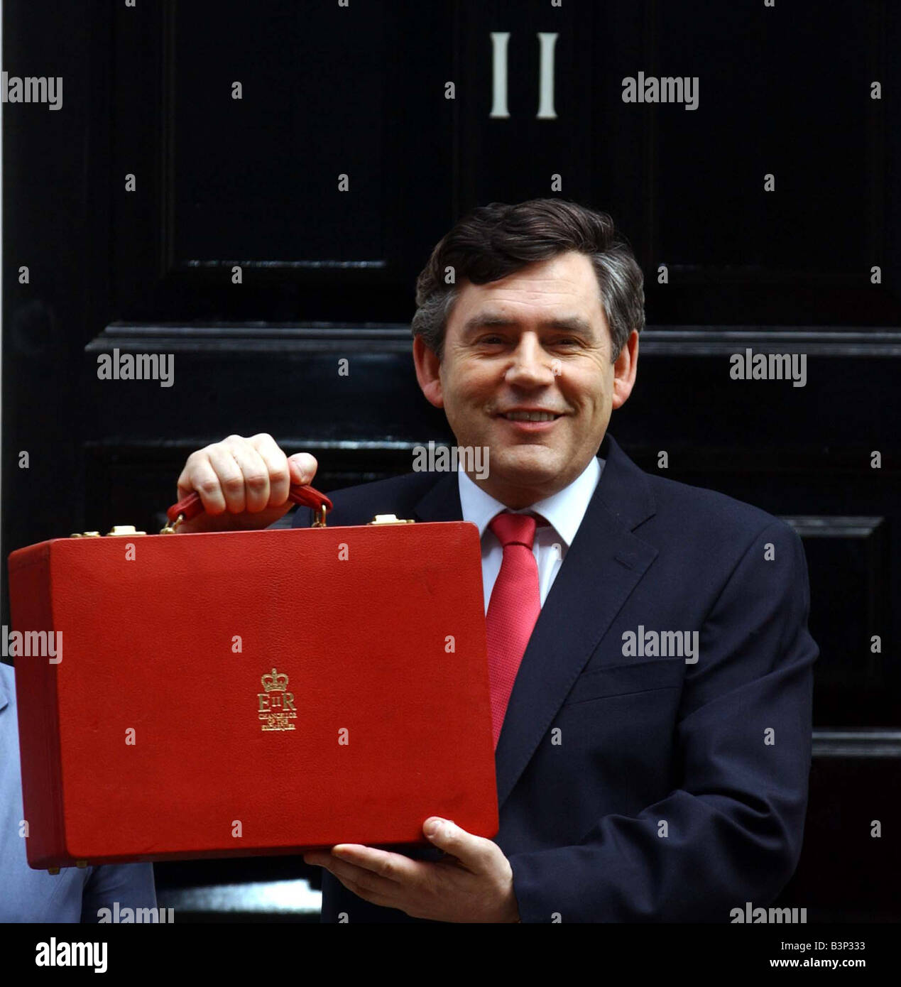 Gordon Brown no deja 11 para dar su discurso presupuestario de abril de 2003 Foto de stock