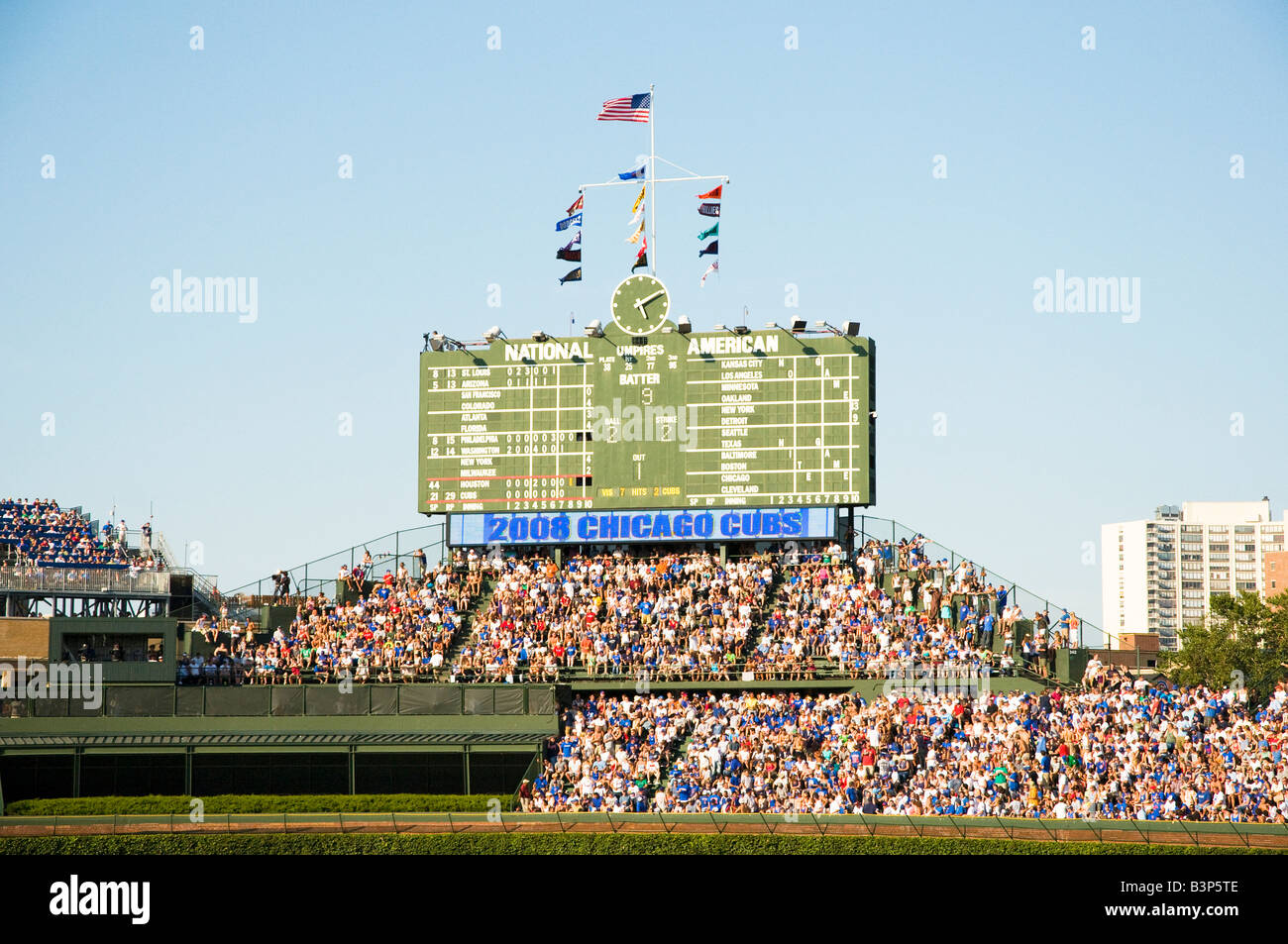 Chicago Cubs Wrigley Field Baseball Scoreboard Fotografía de stock Alamy