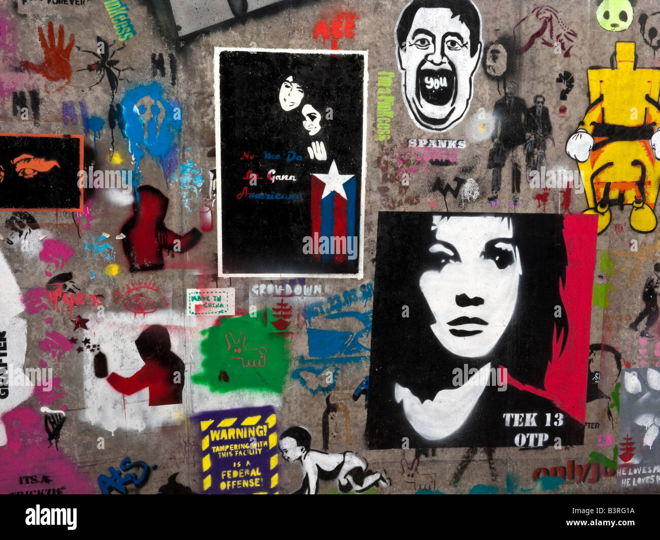 Graffiti stencil arte callejero fotografías e imágenes de alta