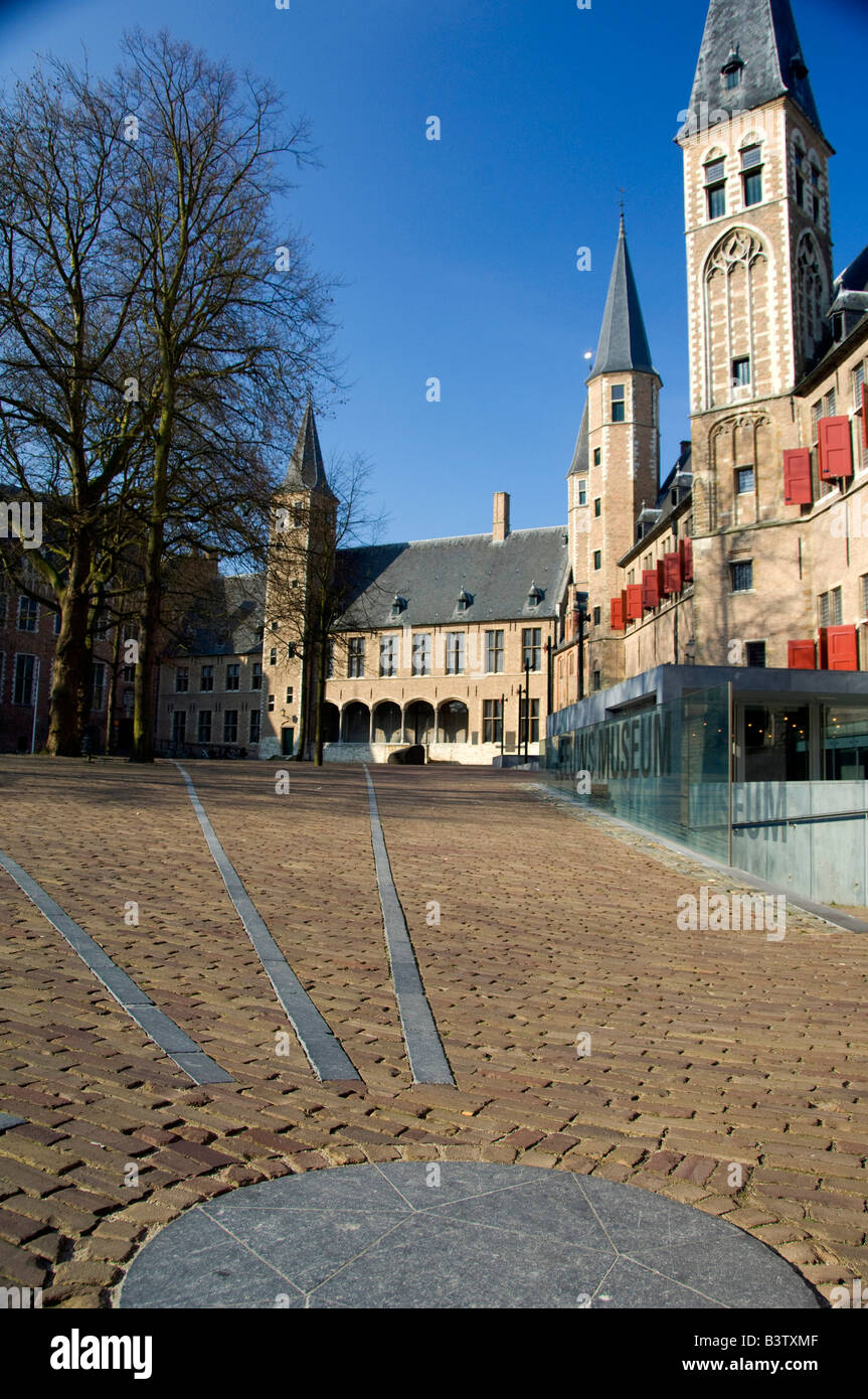 Países Bajos (Holanda), aka Zeeland, Middelburg. La abadía de Middelburg se remonta a 1100, hogar de la Abadía Jeeuws Museum. Foto de stock