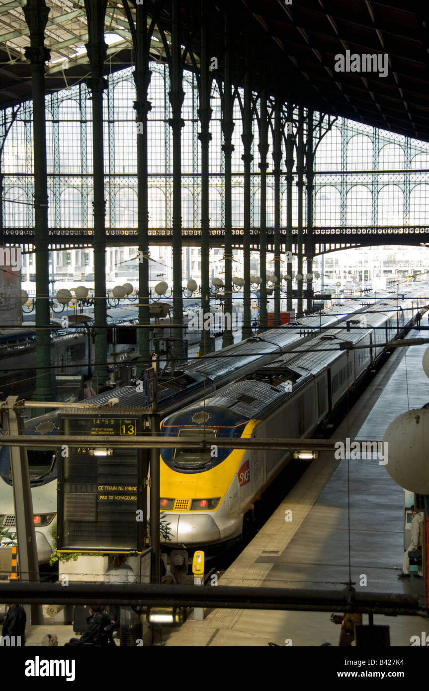 Sncf TGV Gare du Nord en París Francia Foto de stock