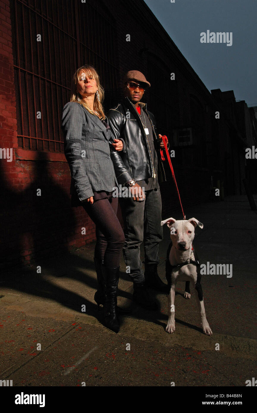 Interracial pareja. Brooklyn, NY. Foto de stock