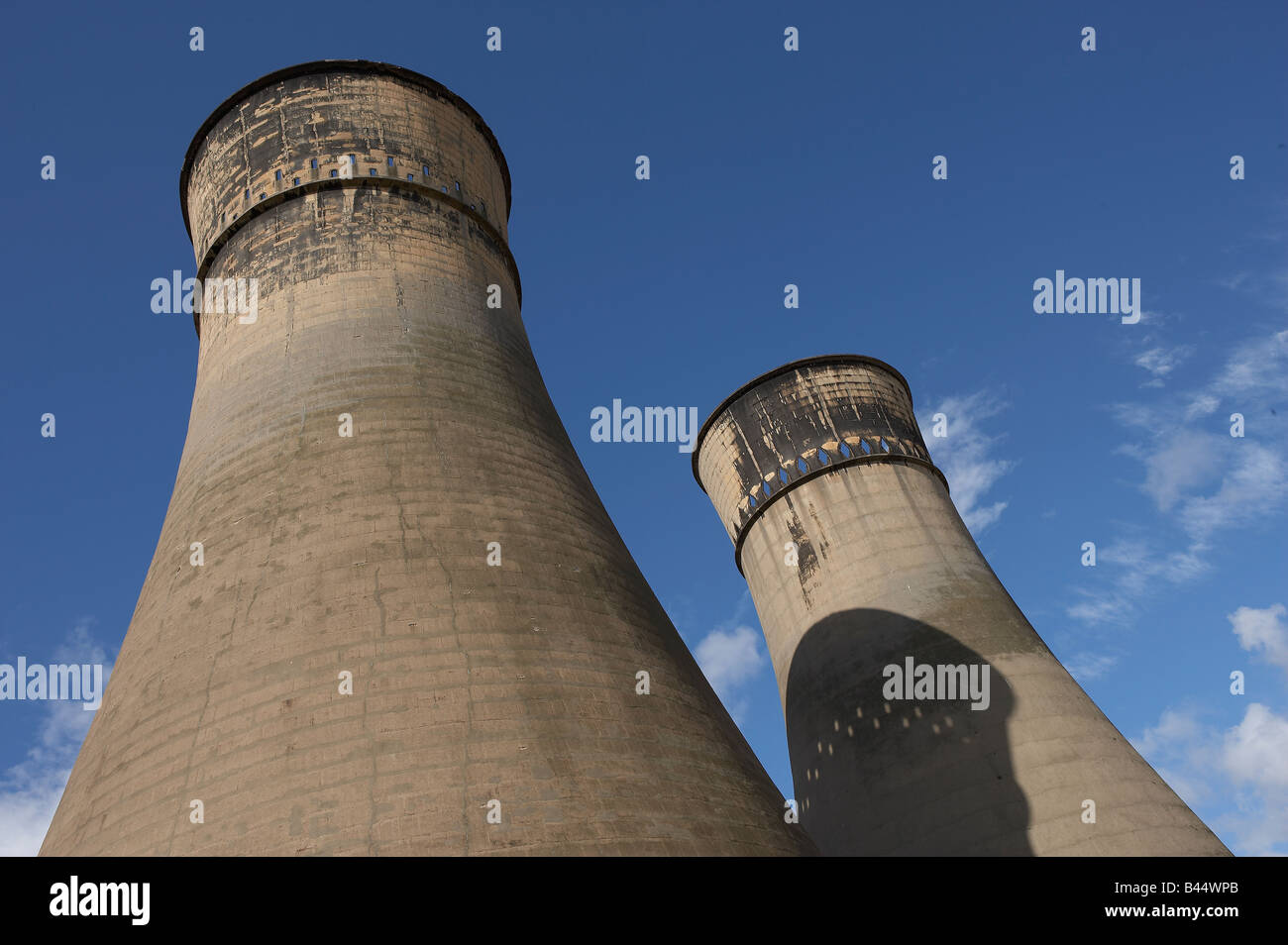 Torres de refrigeración TINSLEY DEMOLICIÓN Sheffield, Inglaterra YORKSHIRE REINO UNIDO Foto de stock