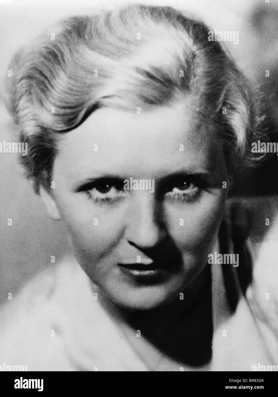 Braun, Eva, 6.2.1912 - 30.4.1945, compañero de Adolf Hitler, retrato, alrededor de 1940, Foto de stock