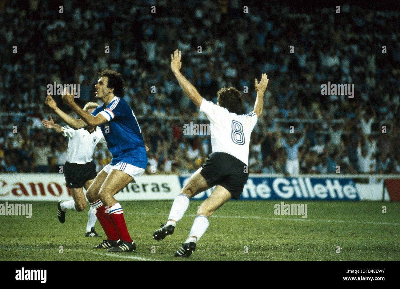 Deporte / Deportes, fútbol, fútbol, Copa del Mundo 1982, semifinal,  Alemania contra Francia (8:7) en Sevilla,