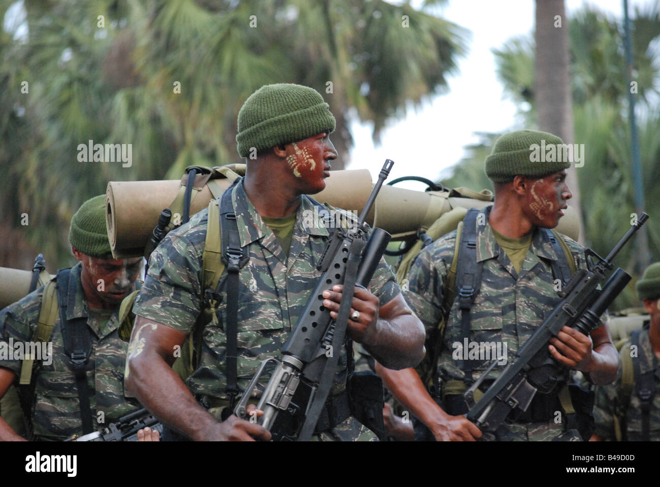 Dominican army fotografías e imágenes de alta resolución - Alamy