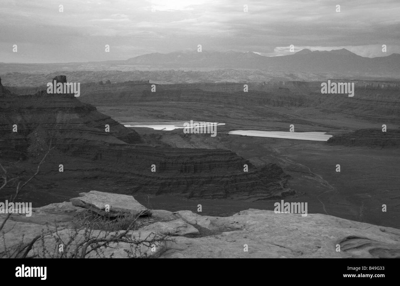 Vista de los lagos y Pinnacle de Dead Horse Point Foto de stock