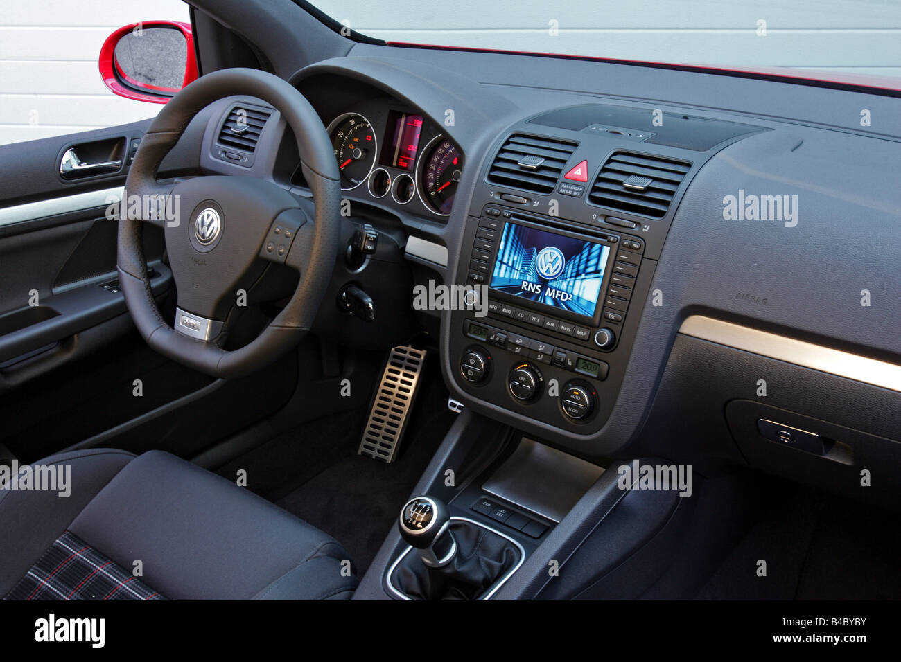 Golf v gti fotografías e imágenes de alta resolución - Alamy