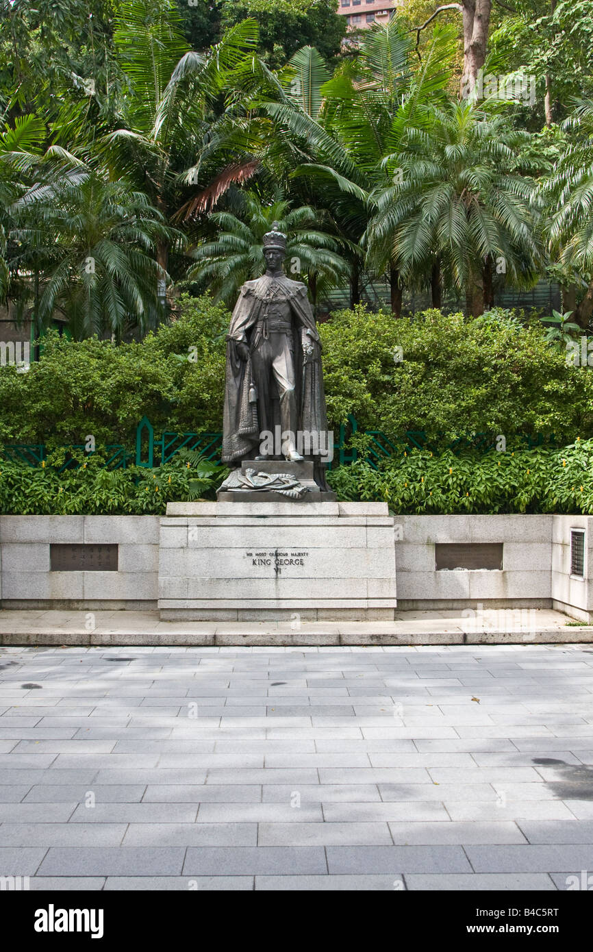 Estatua del rey George VI, Hong Kong zoológicos y jardines botánicos, Central, Hong Kong Foto de stock
