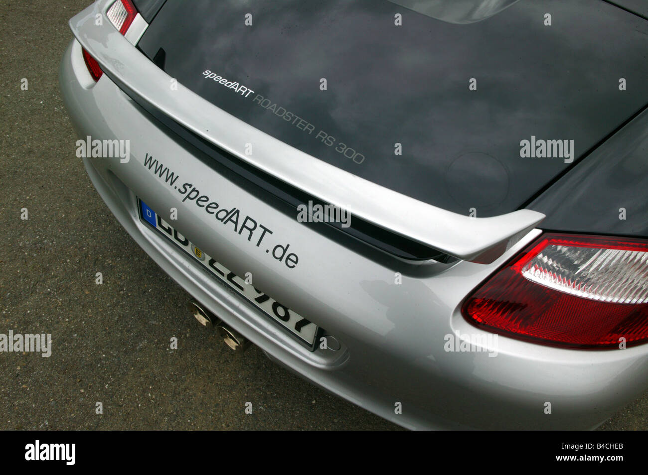 Speedart Porsche Boxster, modelo 2005, negro/plata, vista detallada,  spoiler, técnica/accesorios, accesorios tuning Fotografía de stock - Alamy