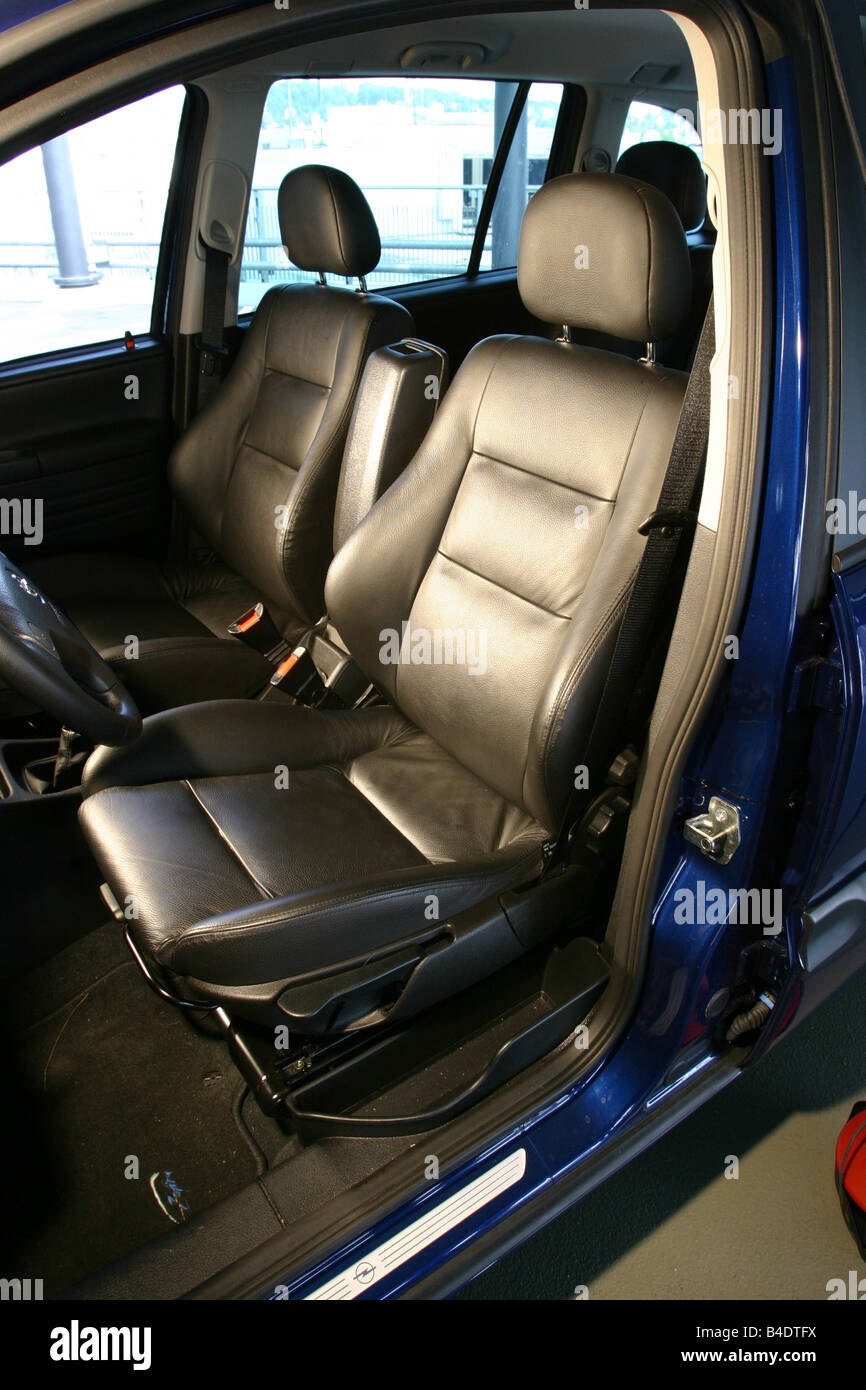 Coche, Opel Zafira 1.8 Ejecutivo, modelo del año 2003-, azul oscuro, Van,  vista interior, asientos, asiento del conductor , técnica/accesorios, ACC  Fotografía de stock - Alamy