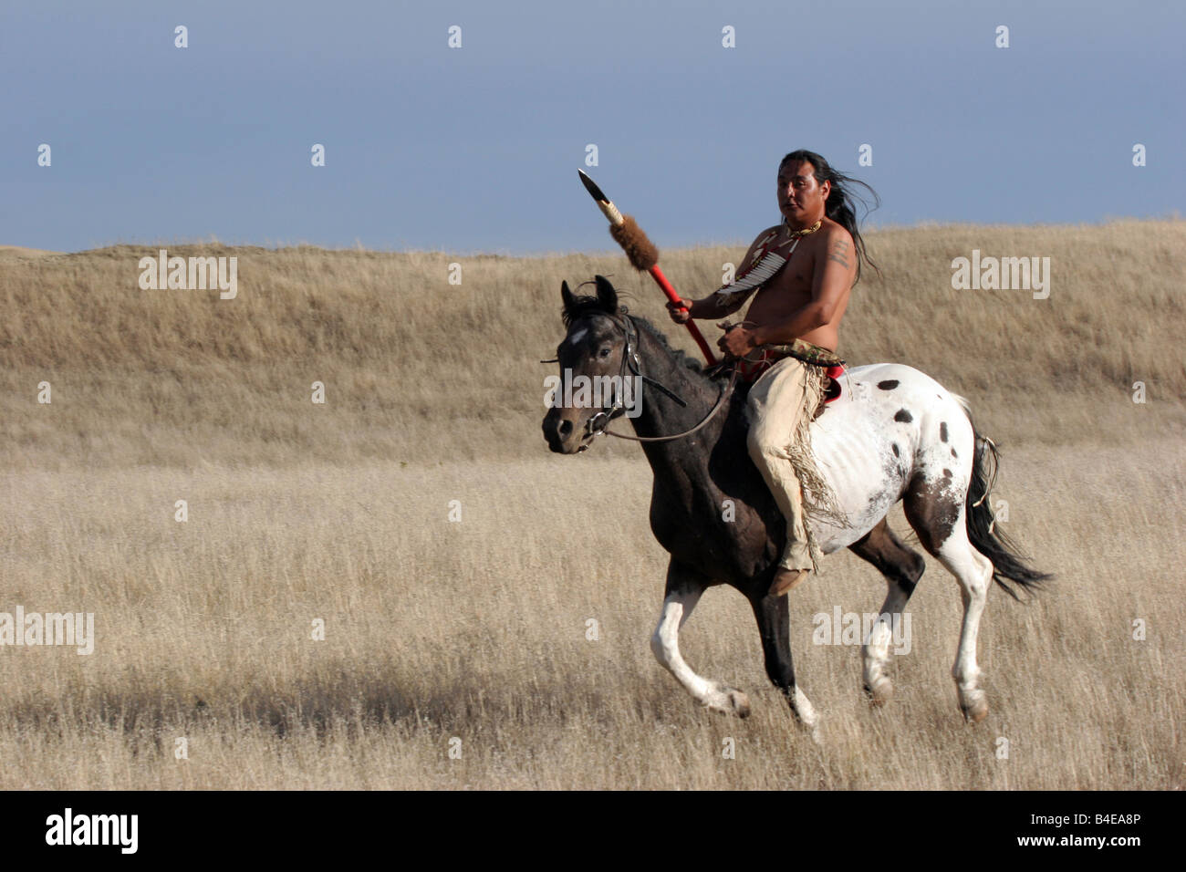 nativo americano a caballo