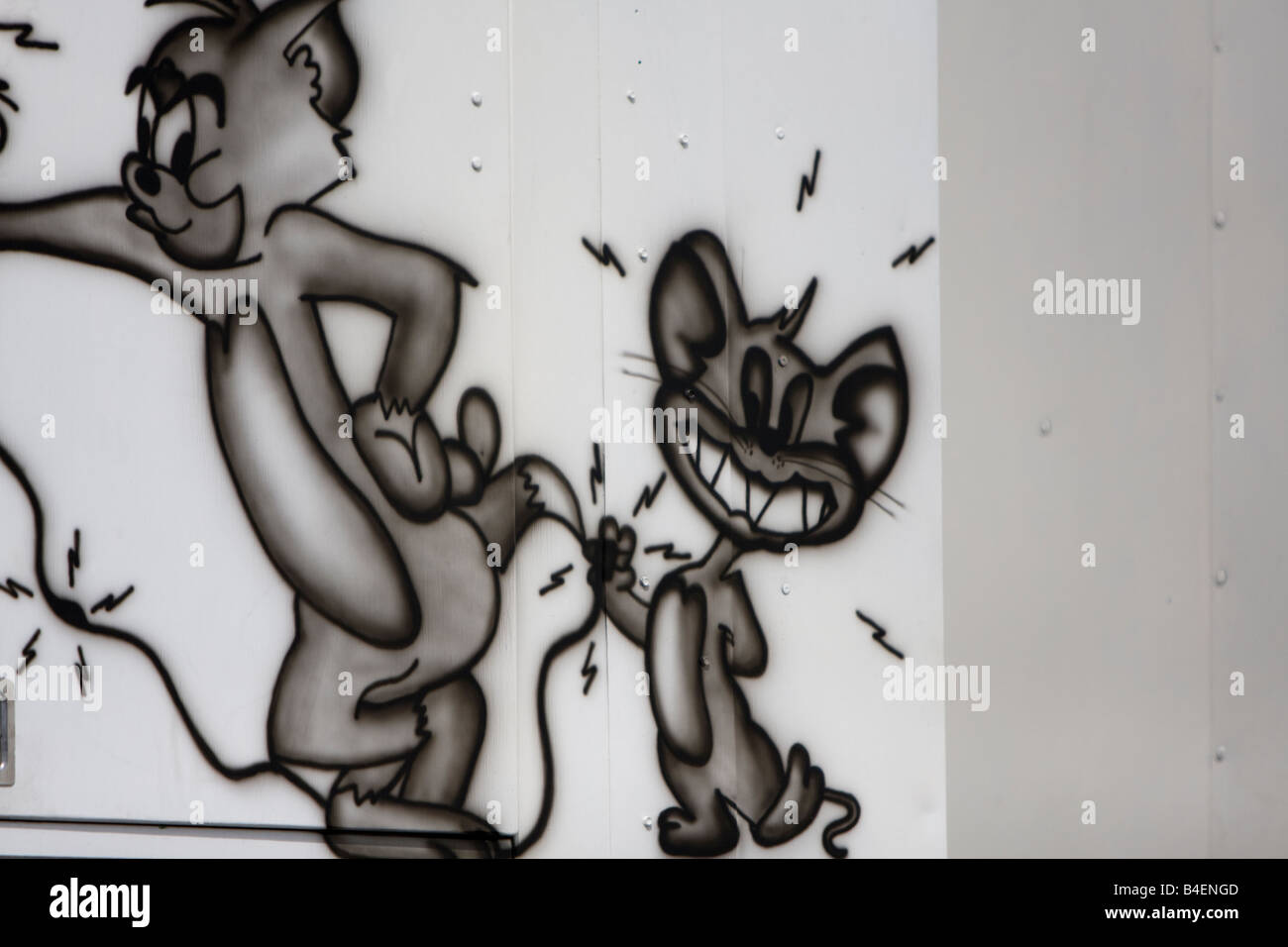 Tom and jerry graffiti fotografías e imágenes de alta resolución - Alamy Tom and jerry graffiti fotografías e imágenes de alta resolución - Alamy