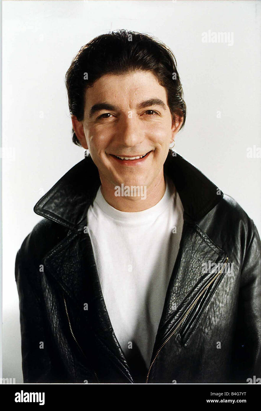 John Altman, actor que apareció como Nick Algodón en Eastenders