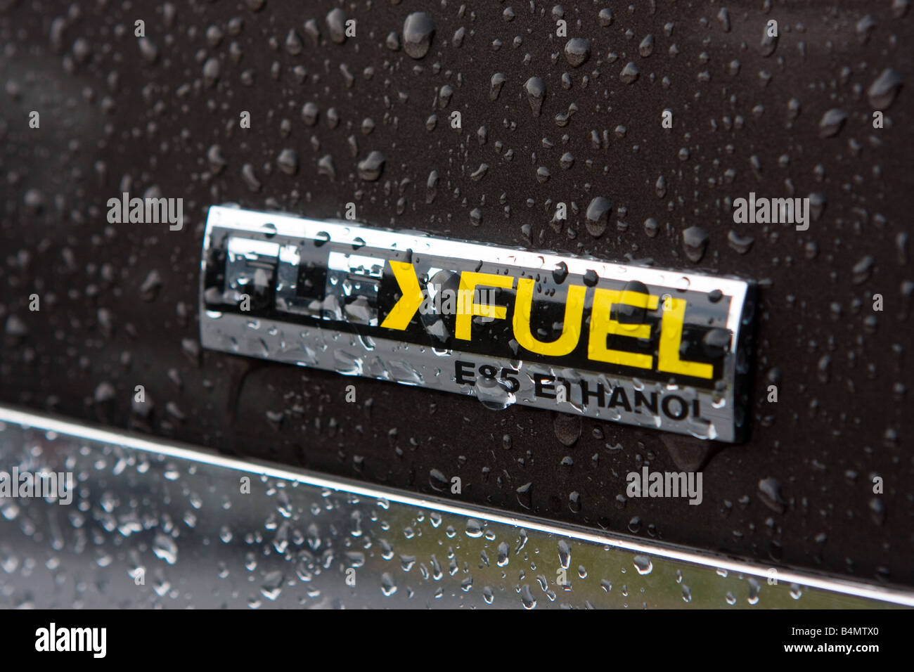 Logotipo de Flex Fuel en un coche Foto de stock