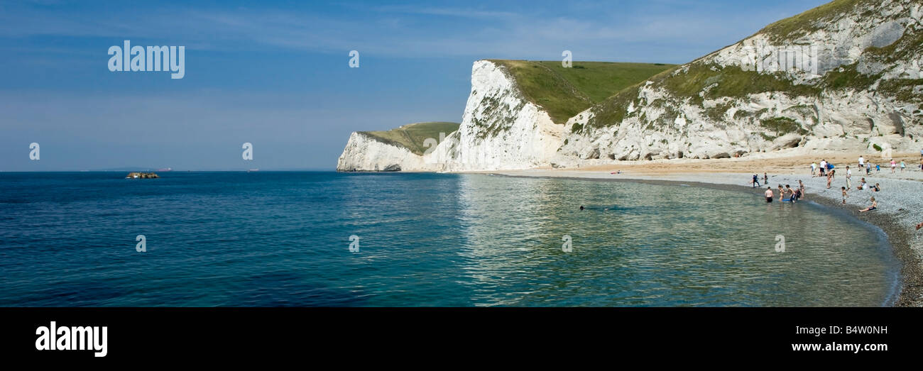 Acantilados de tiza Swyre Cabeza y cabeza de murciélago, visto desde la puerta de Durdle Dorset, Inglaterra Foto de stock