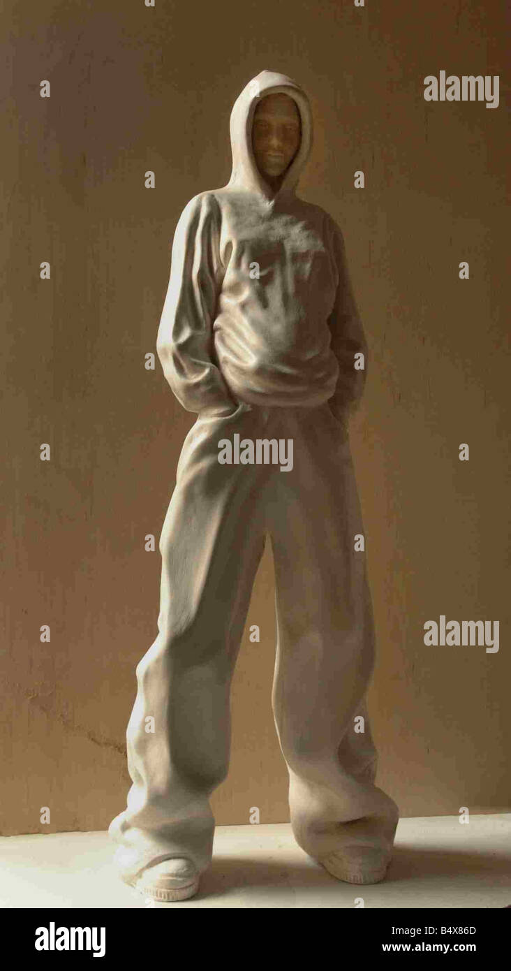 Des Smith artista escultor estatua títulos Nike Hoodie sudadera con capucha  Fotografía de stock - Alamy