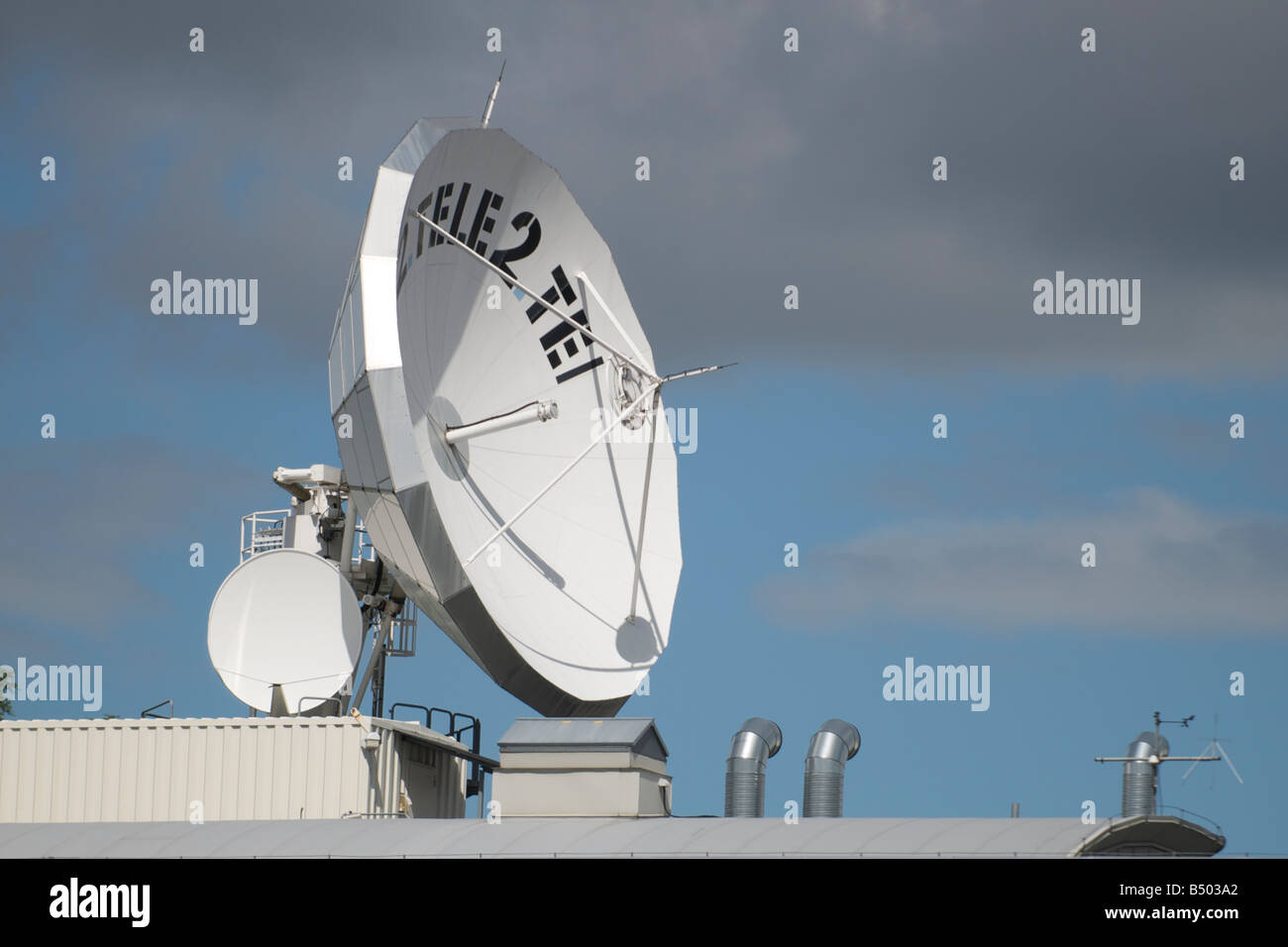 Tele satelital fotografías e imágenes de alta resolución - Alamy