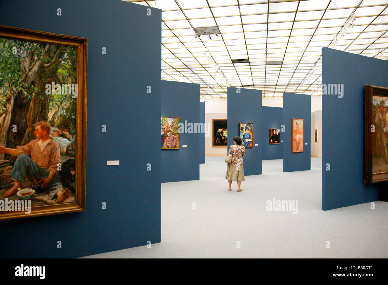 Sep 2008 - Exposición de pinturas en la Nueva Galería Tretyakov museo Moscú Rusia Foto de stock