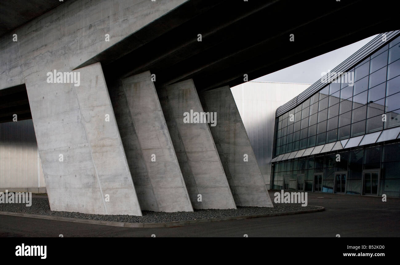 Leipzig, BMWWerk, Zentralgebäude, Zaha Hadid 2005 Fotografía de stock