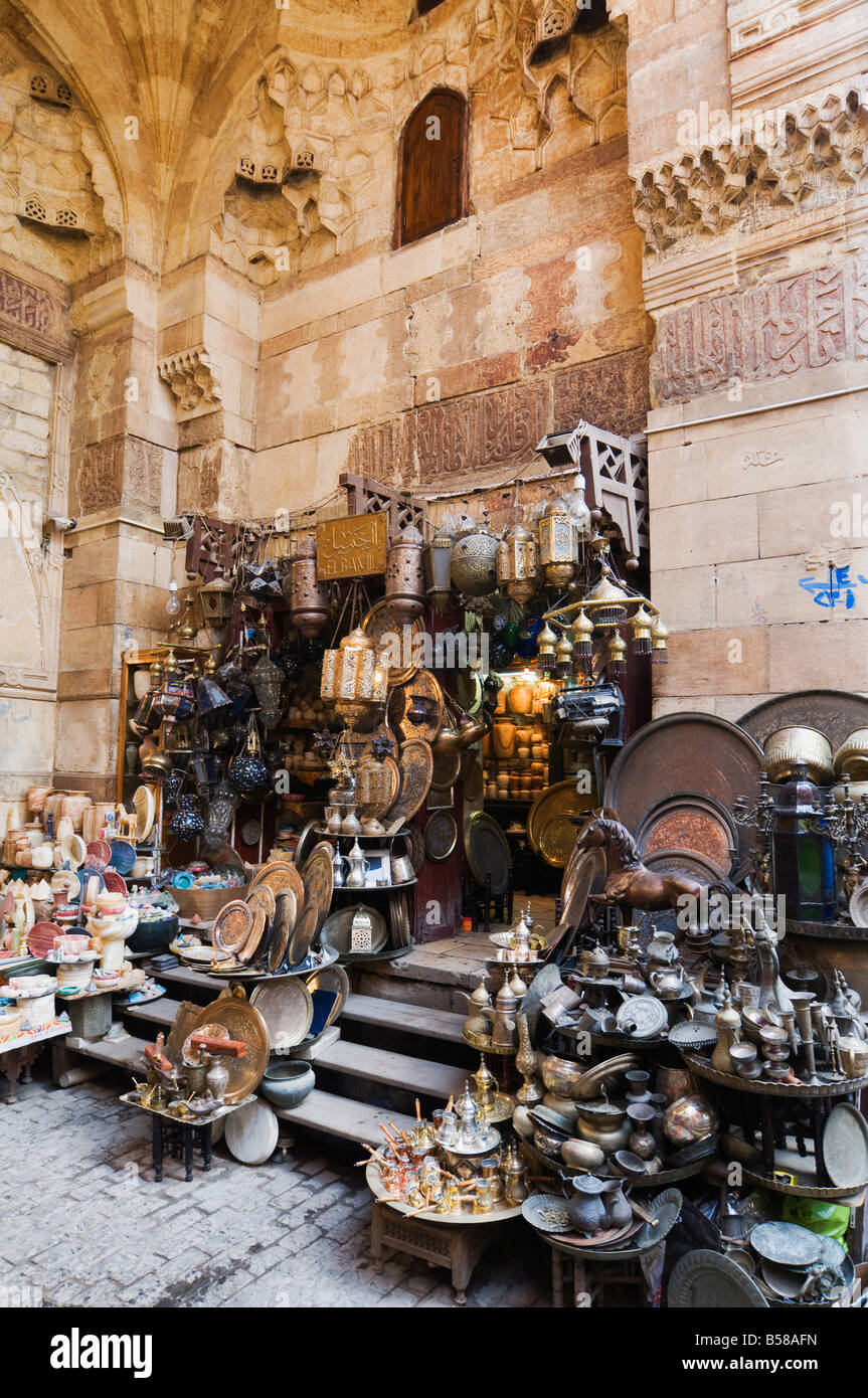 El Bazar Khan Al-Khalili, distrito de El Cairo, Egipto, el Norte de África, África Foto de stock