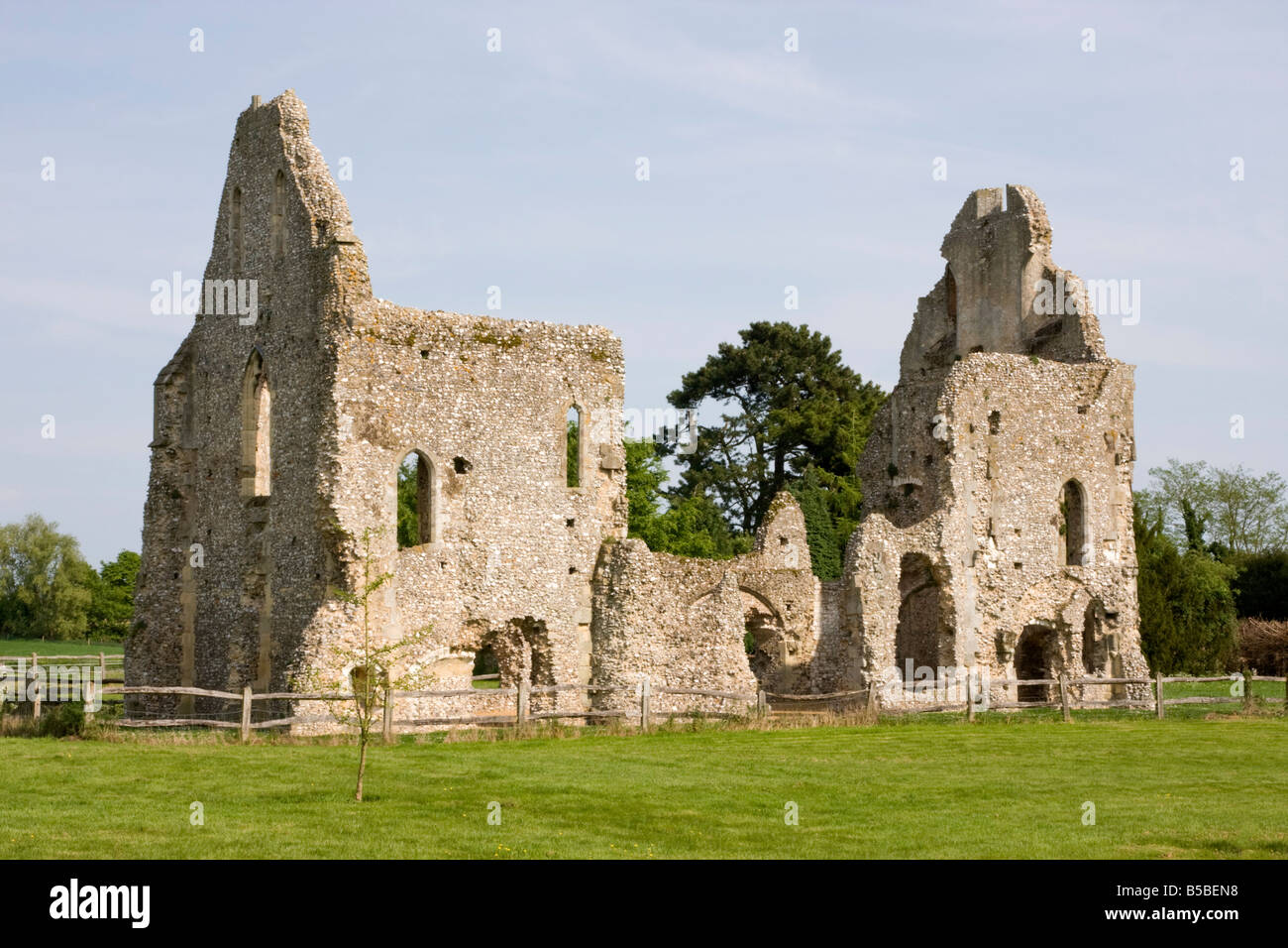 La Boxgrove Priory ruinas, West Sussex, Inglaterra, Europa Foto de stock
