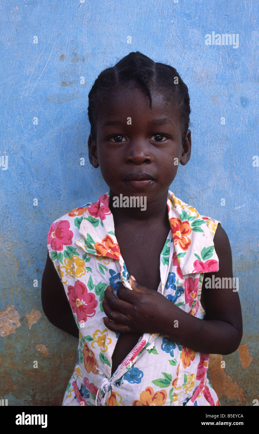Niña nacida en la isla de La Gonave en Haití Fotografía de stock Alamy