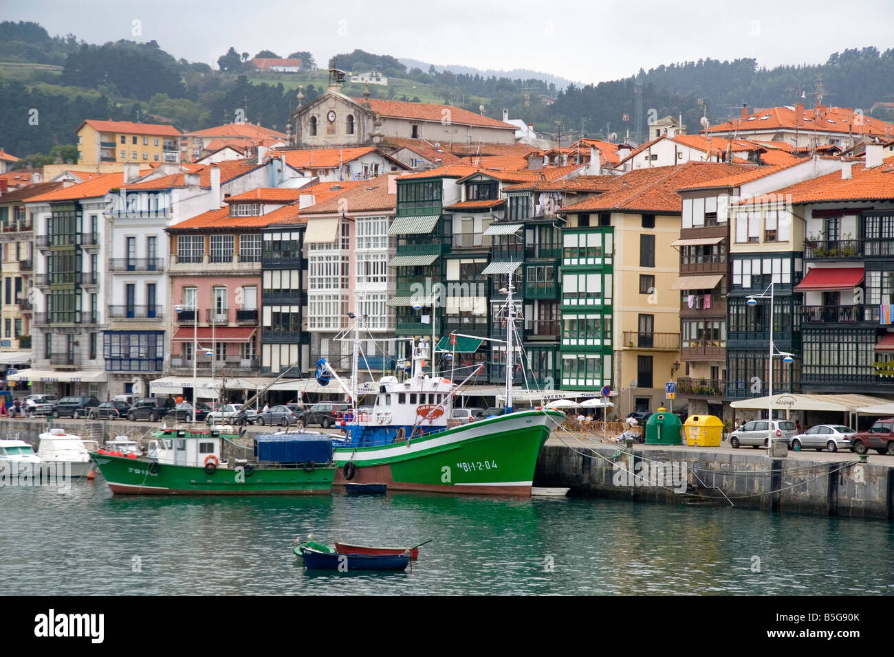 Port of lekeitio fotografías e imágenes de alta resolución - Alamy